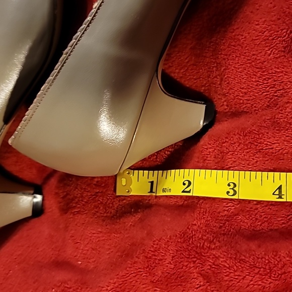 MADE IN THE USA LEATHER PUMPS naturalizer so soft pins comfort pump heel shoe - Picture 7 of 12